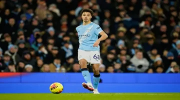 صافرة البداية.. ابن نجم كريكيت ينضم إلى مانشستر سيتي 2025